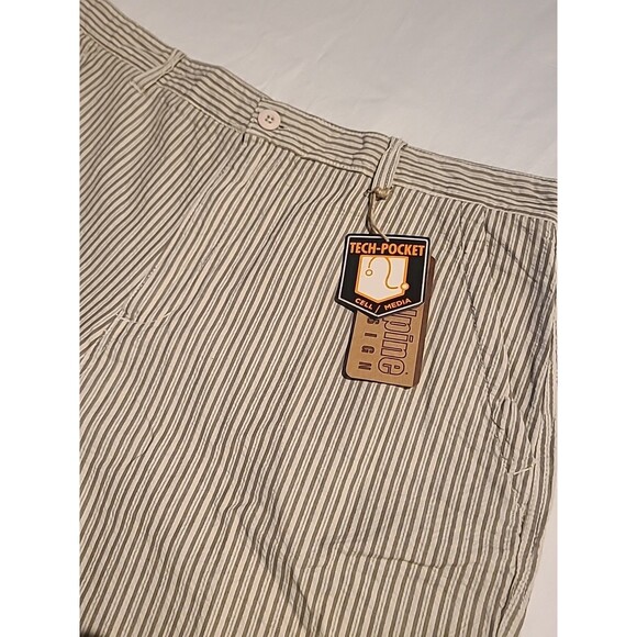 Alpine Design Men Tech Short Stripe Beige Tan Casual Preppy Grunge Street 40 NWT - Picture 3 of 9